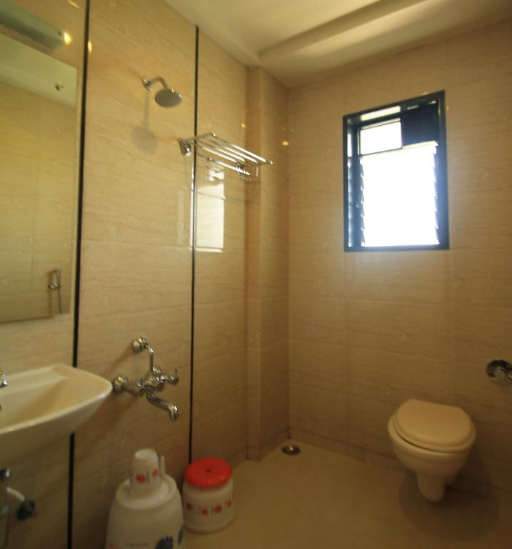Hotel Sai Smaran Shirdi Habitación foto